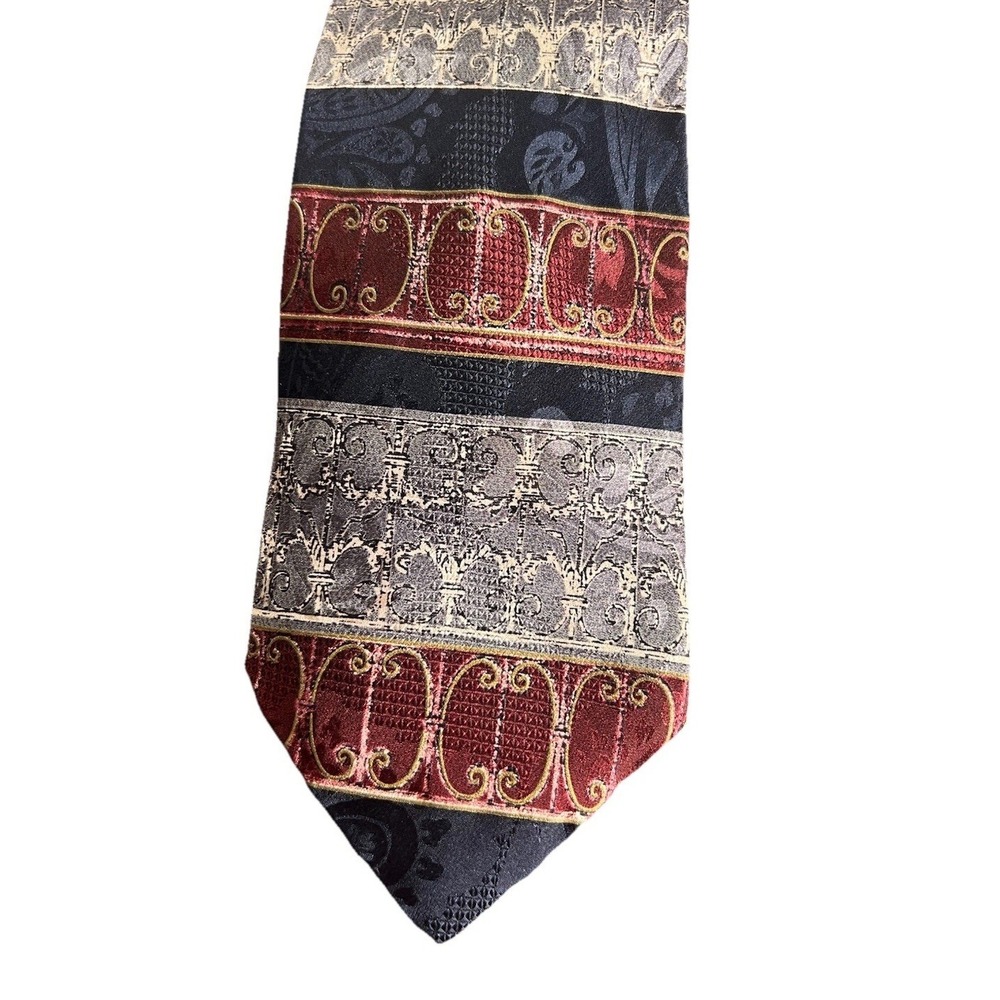 Surrey Men's Tie‎ 100% Silk Multicolor Pattern